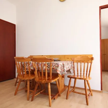 6431a * Starigrad Paklenica